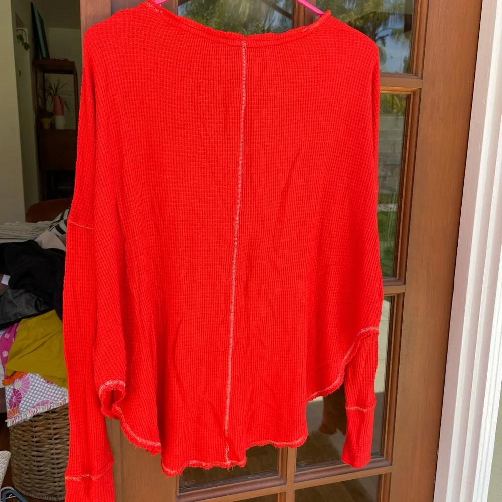 Anthropologie waffle v neck. - Picture 3 of 3